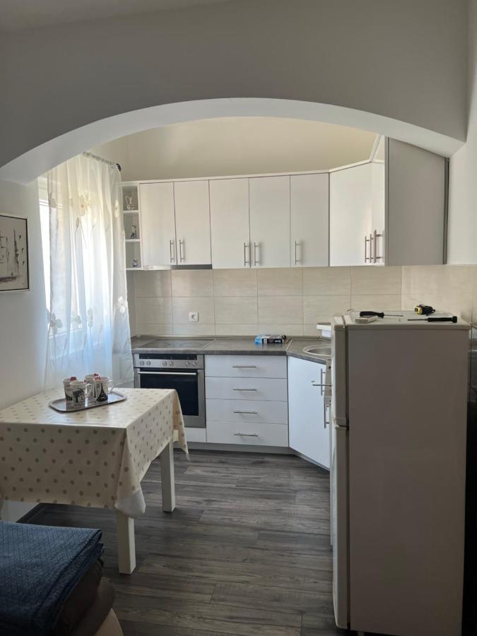 Apartman Tajma โมสตาร์ ภายนอก รูปภาพ