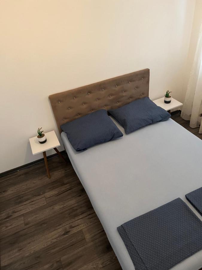 Apartman Tajma โมสตาร์ ภายนอก รูปภาพ